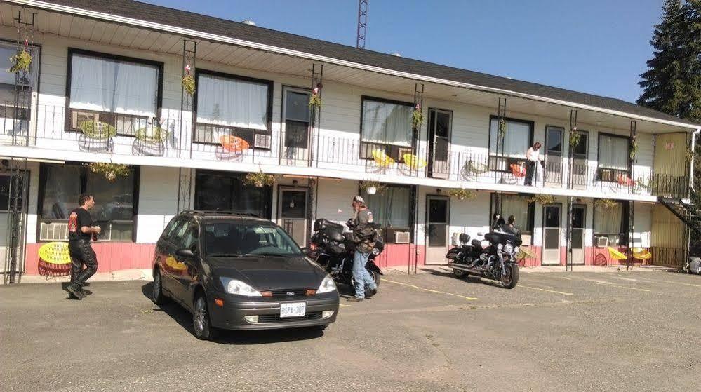 Bay Lake Inn - Frontiersman Motel Latchford Luaran gambar