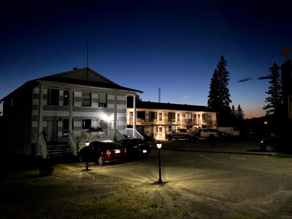 Bay Lake Inn - Frontiersman Motel Latchford Luaran gambar