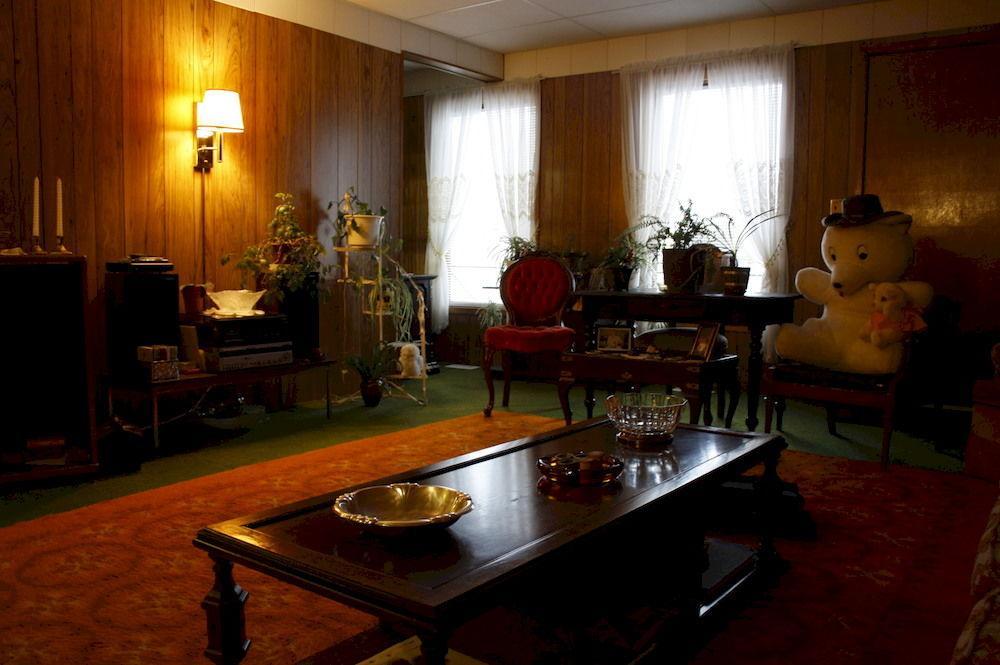 Bay Lake Inn - Frontiersman Motel Latchford Luaran gambar