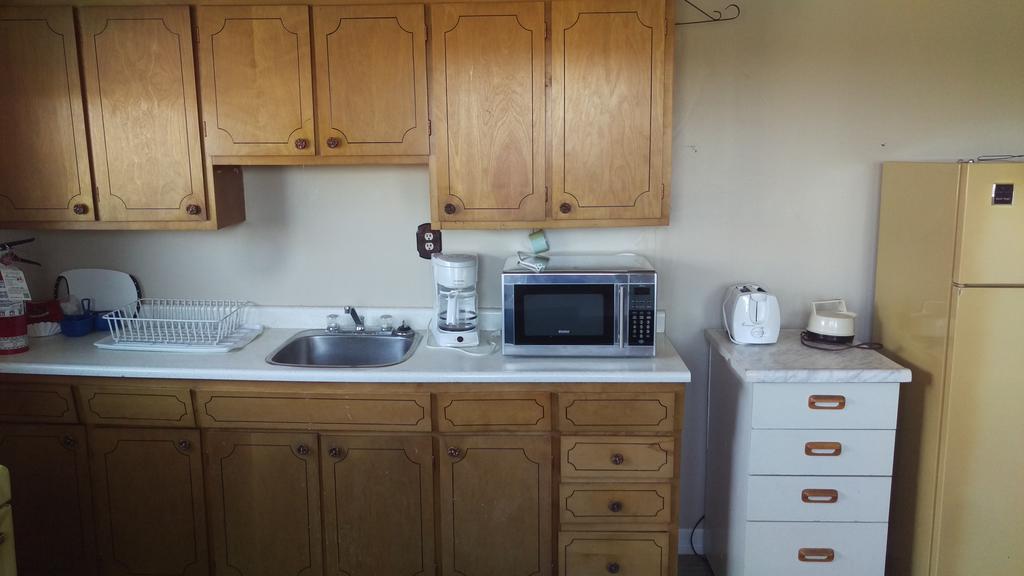 Bay Lake Inn - Frontiersman Motel Latchford Luaran gambar